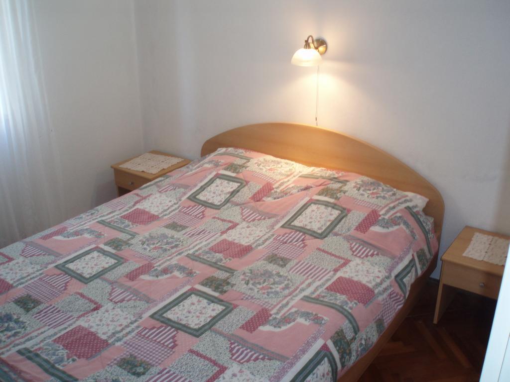 Apartment Vjera 코츌라 객실 사진